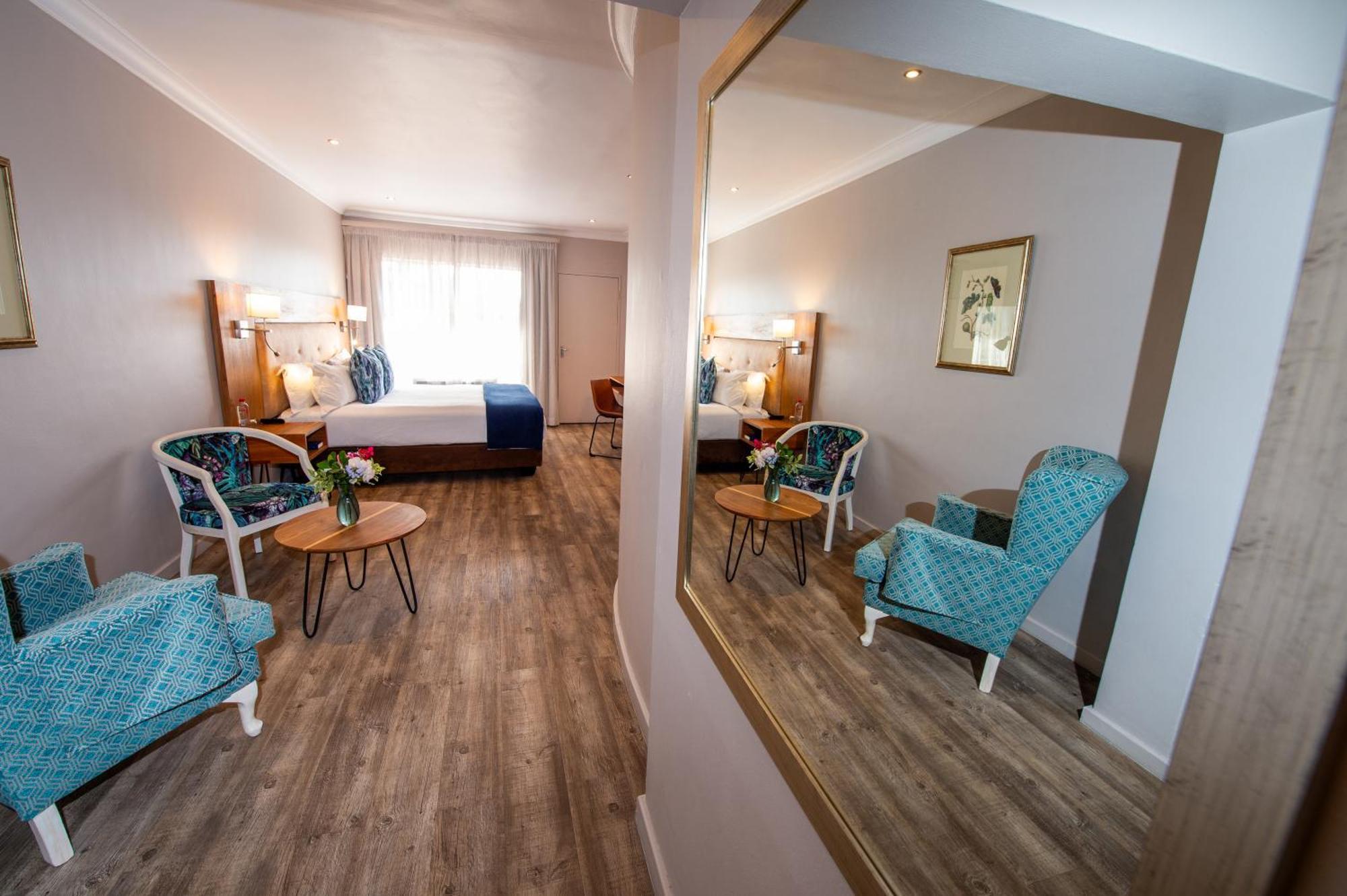 Cedarwoods Of 3* Sandton