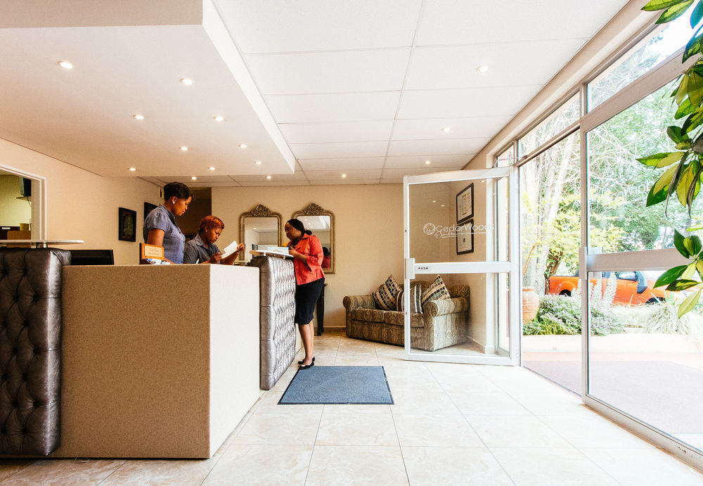 Cedarwoods Of 3* Sandton