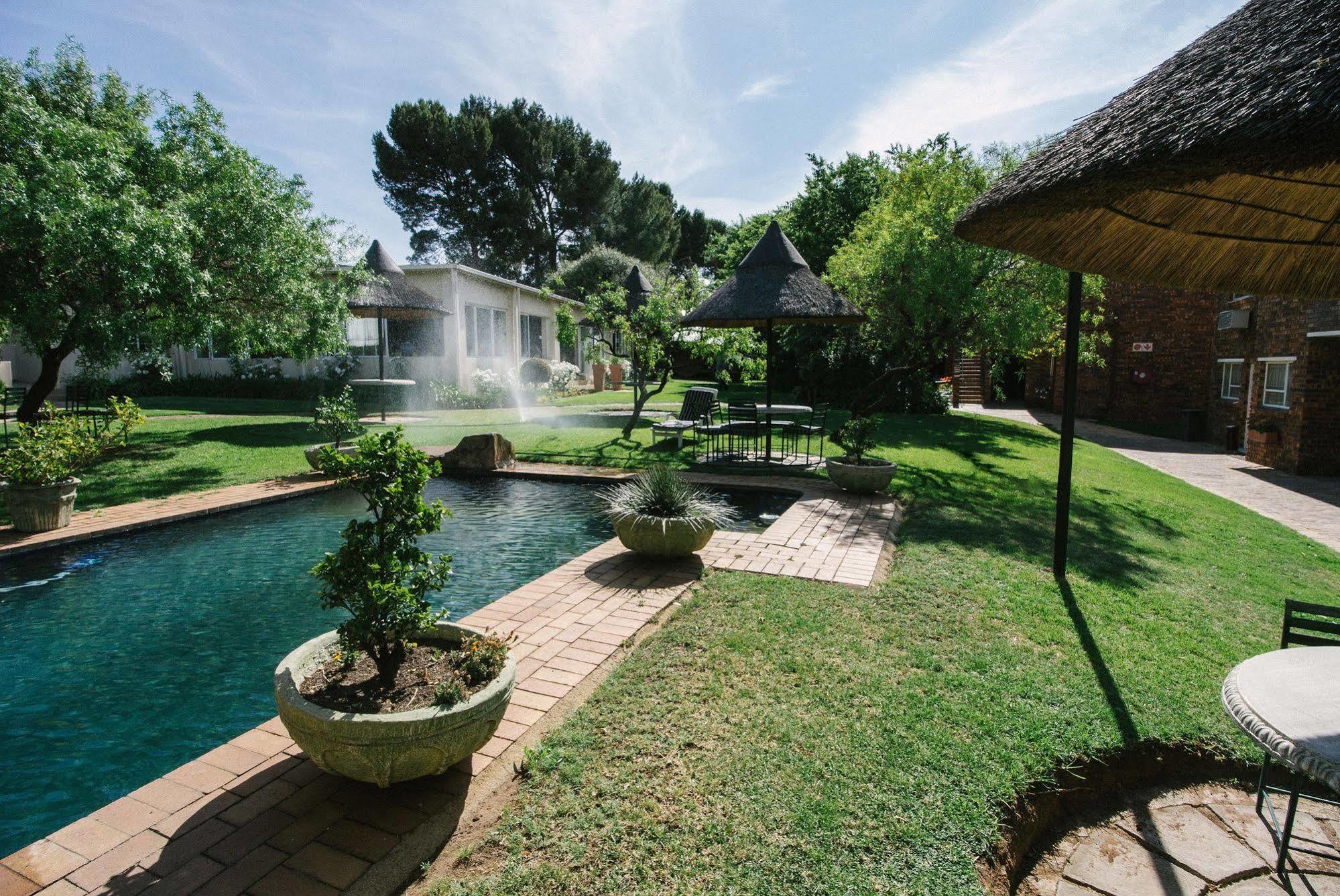 Cedarwoods Of Hotel