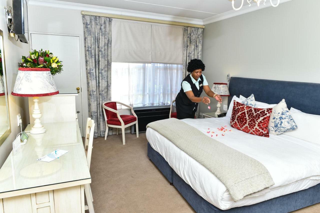 Cedarwoods Of Hotel Sandton